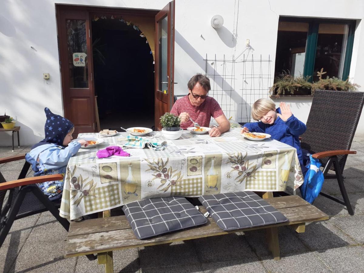 Birkenhof Ashram Familien Blockhutten Hartau Eksteriør billede